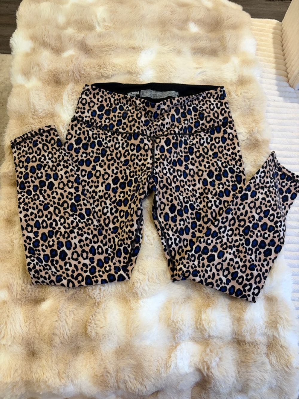 Victoria's Secret Sport Leopard Print Leggings - Tan, Black & Blue size large